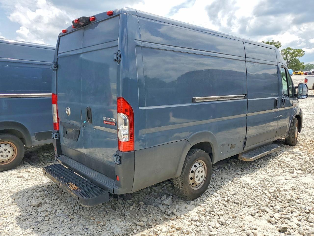 RAM PROMASTER 3500