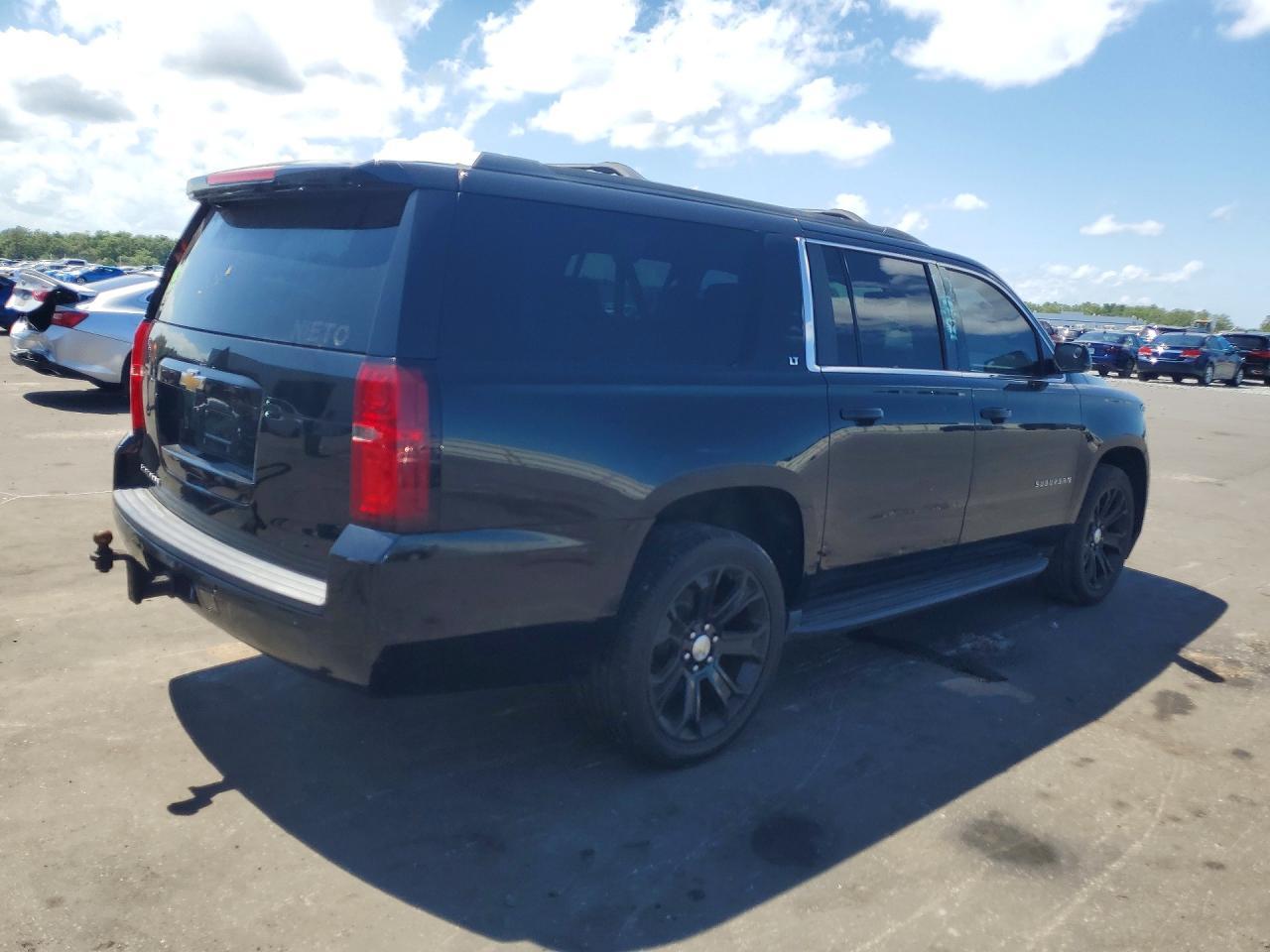 CHEVROLET SUBURBAN