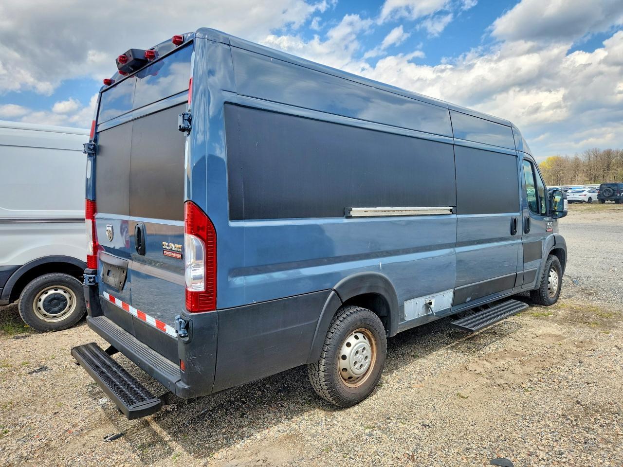 RAM PROMASTER 3500