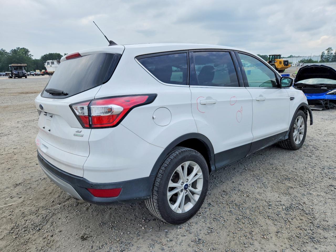 2018 FORD ESCAPE — фото 3