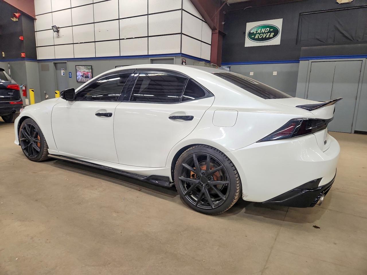 LEXUS IS