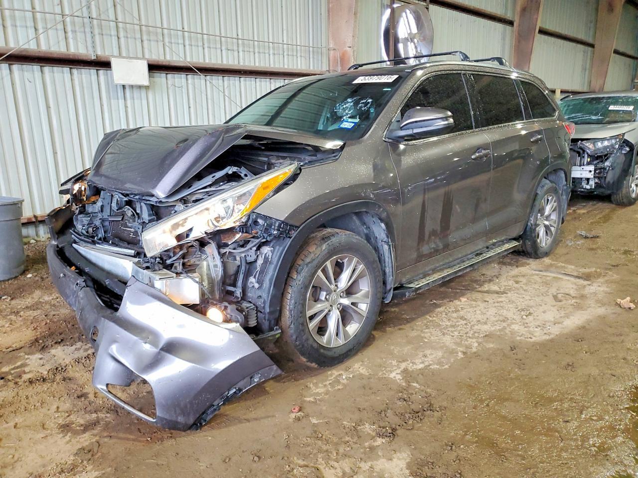 2015 TOYOTA HIGHLANDER — фото 1