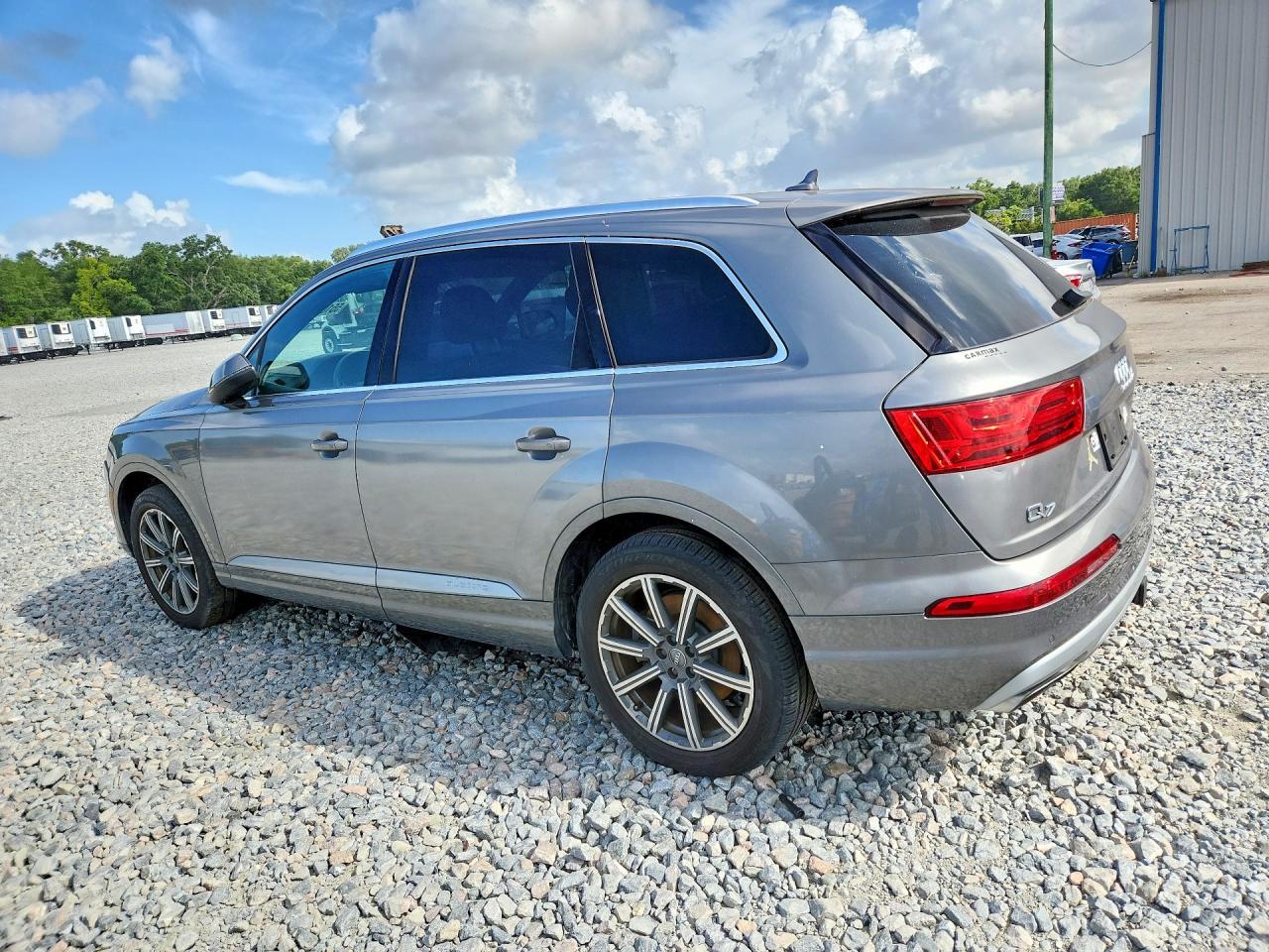 2017 AUDI Q7 — фото 2