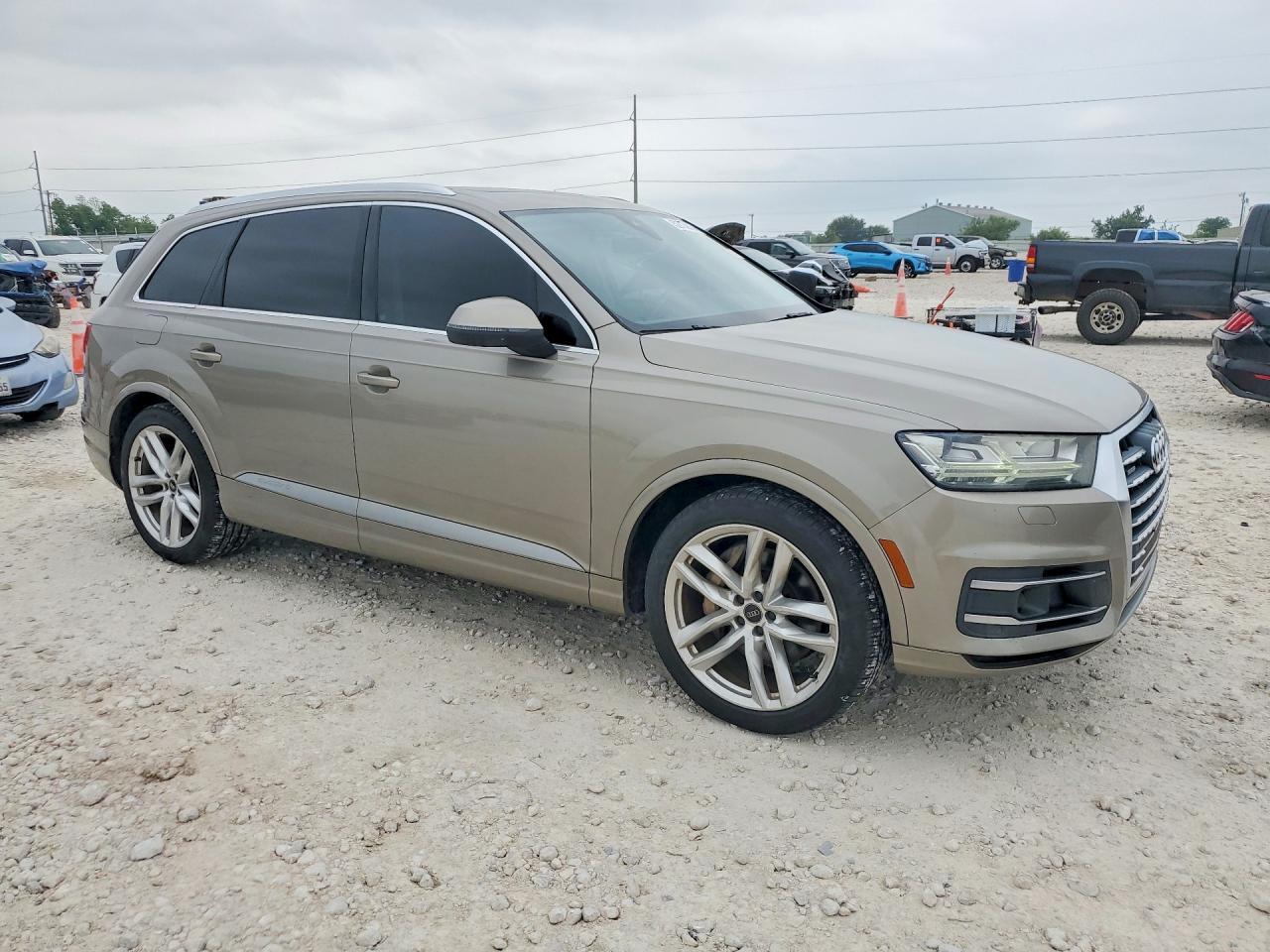 2017 AUDI Q7 — фото 4