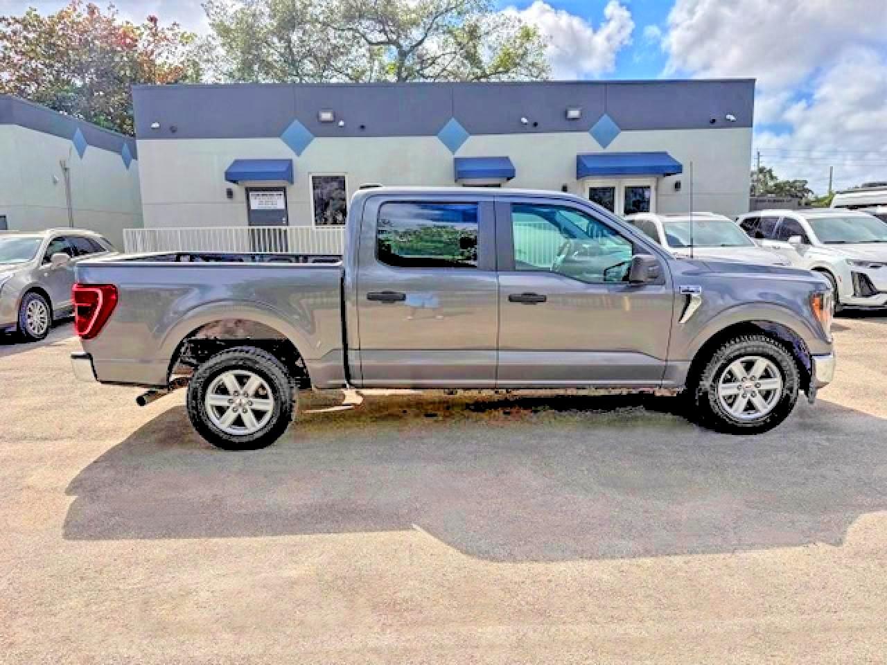 FORD F-150