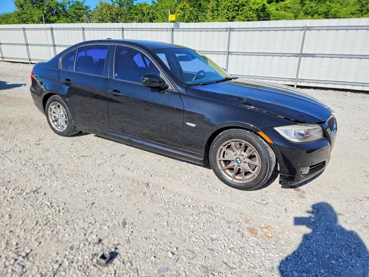 2010 BMW 3 SERIES — фото 4