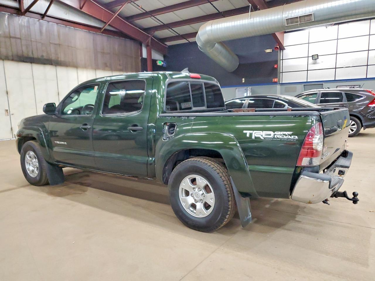 TOYOTA TACOMA