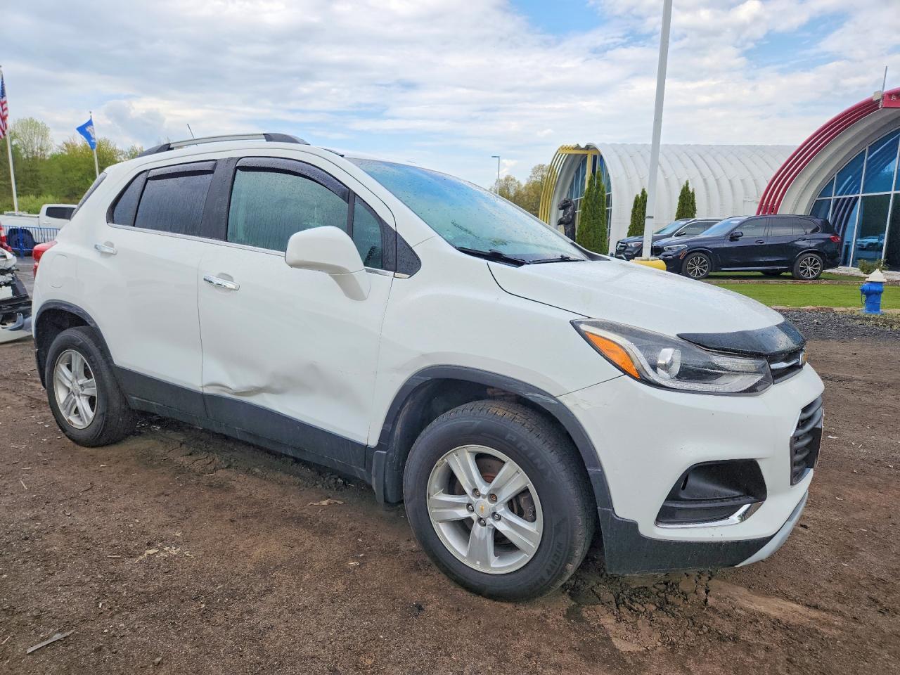 CHEVROLET TRAX