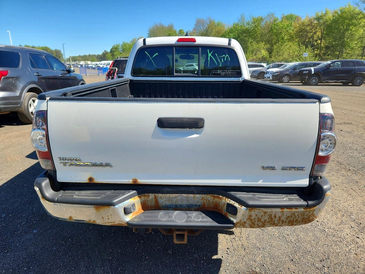 TOYOTA TACOMA