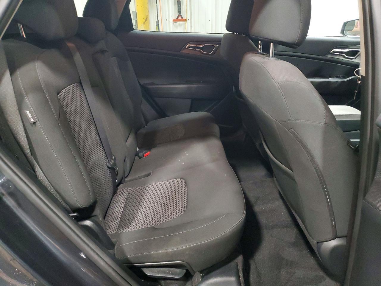 2025 KIA SPORTAGE — фото 11