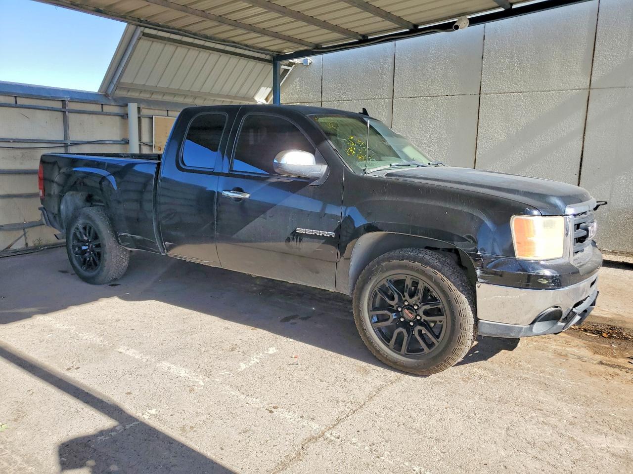 GMC SIERRA
