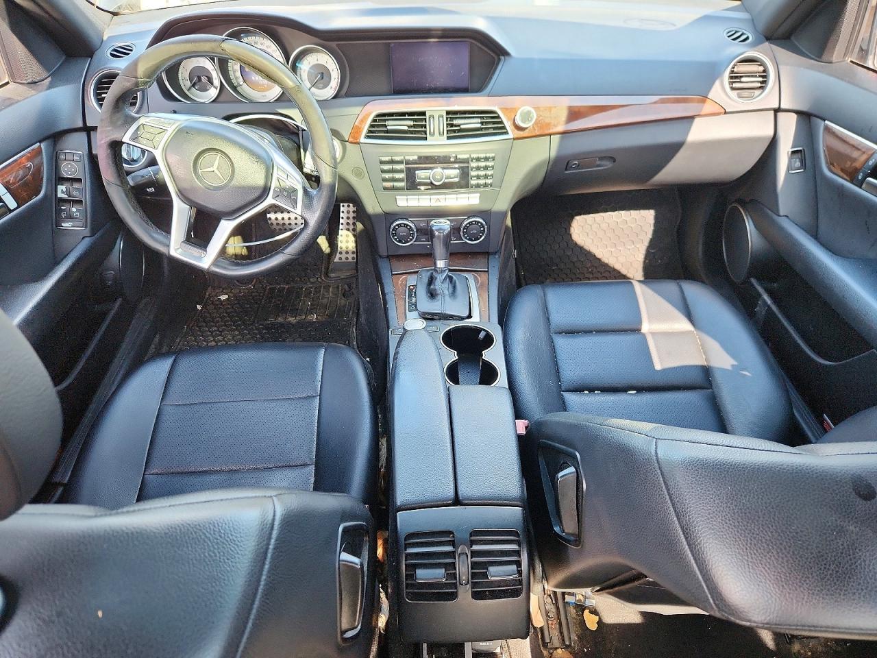 2012 MERCEDES-BENZ C-CLASS — фото 8