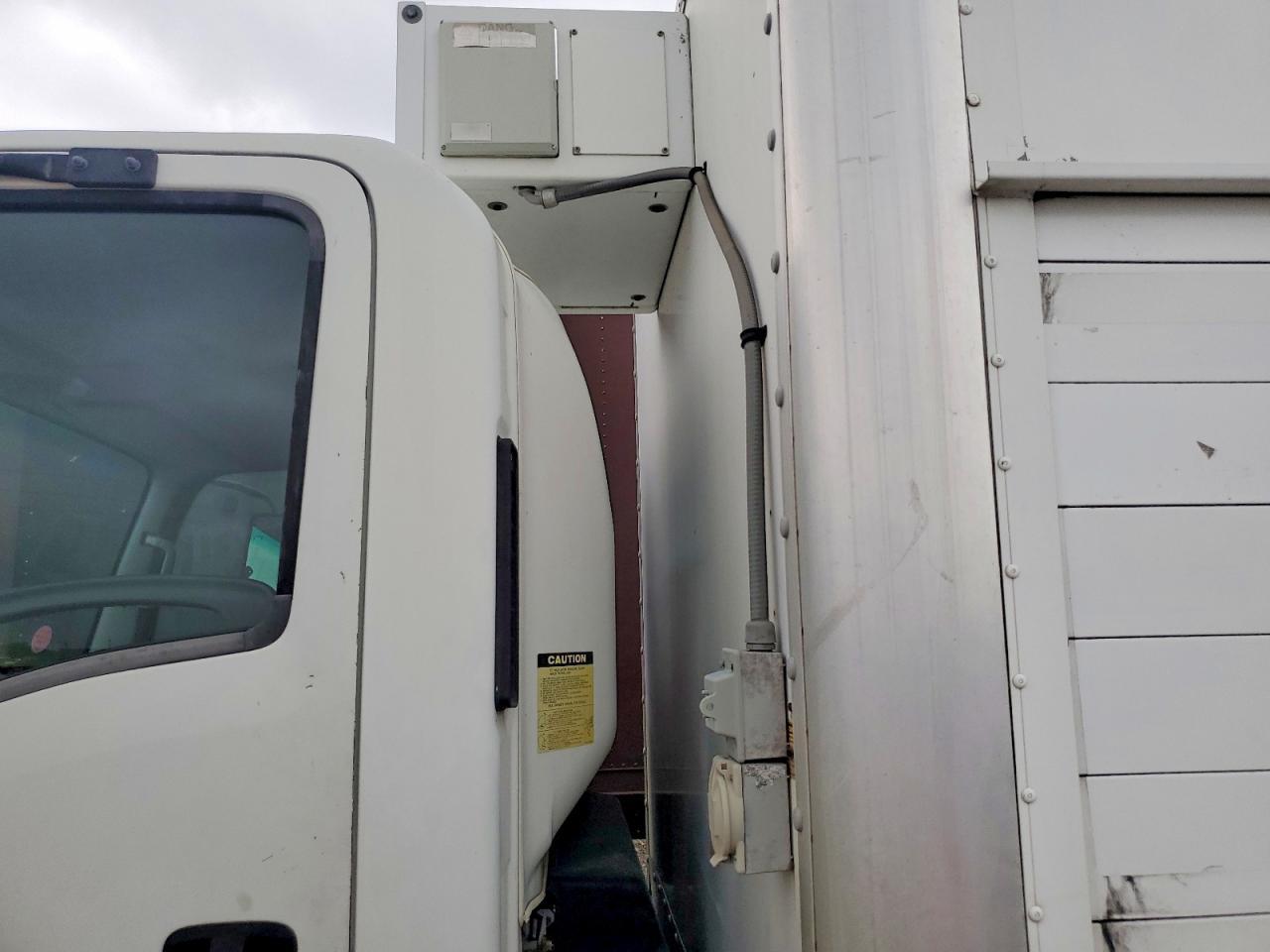 ISUZU NPR