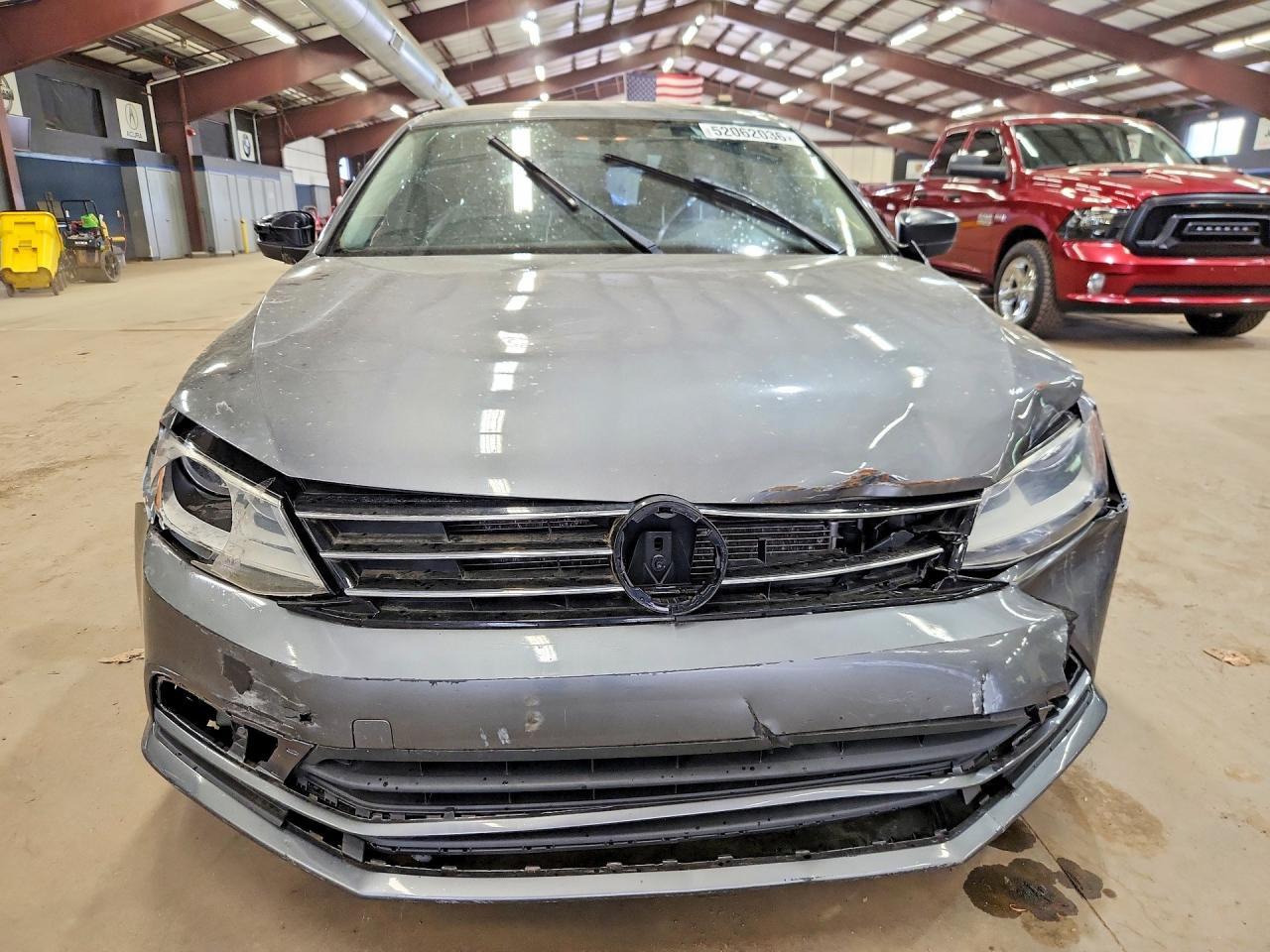 2016 VOLKSWAGEN JETTA — фото 5