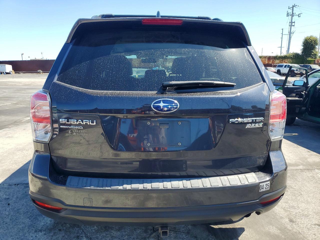 SUBARU FORESTER