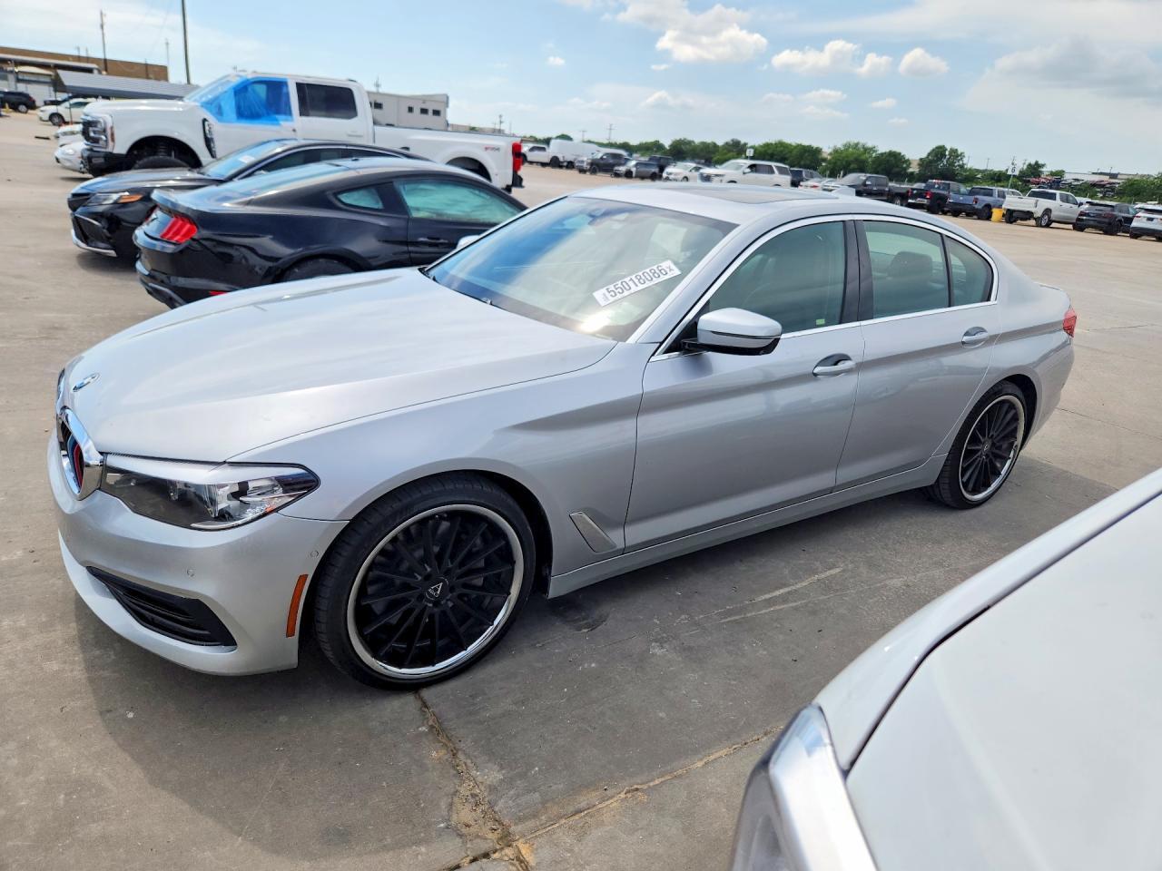 2019 BMW 5 SERIES — фото 1