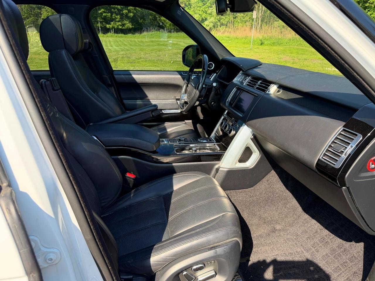 LAND ROVER RANGE ROVER