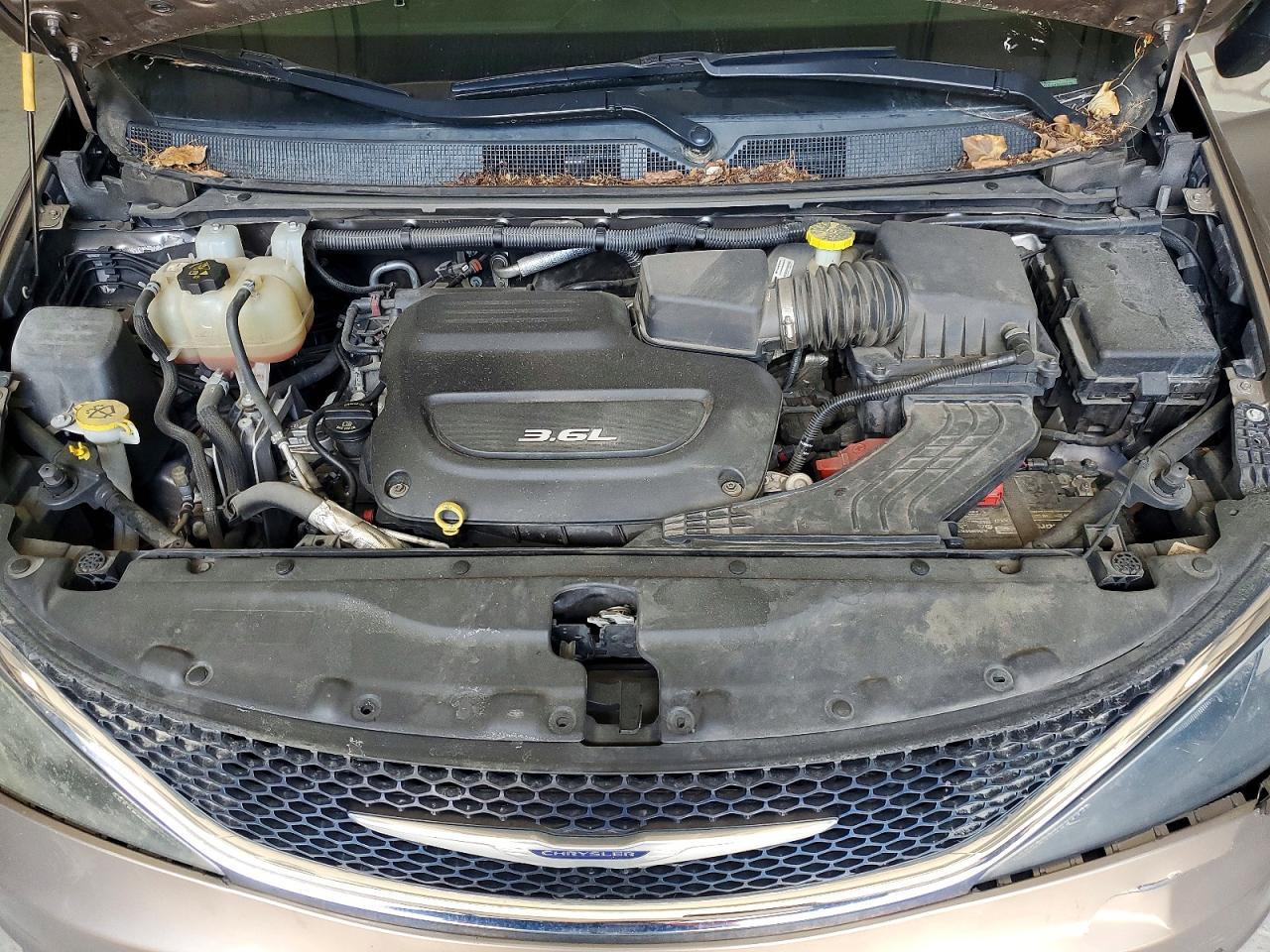 CHRYSLER PACIFICA