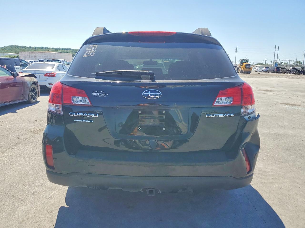 SUBARU OUTBACK