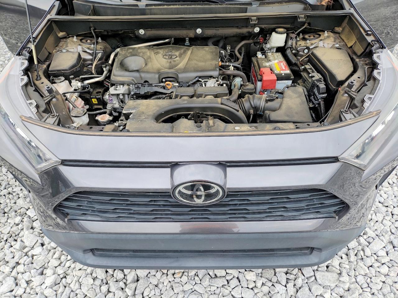 2020 TOYOTA RAV4 — фото 11