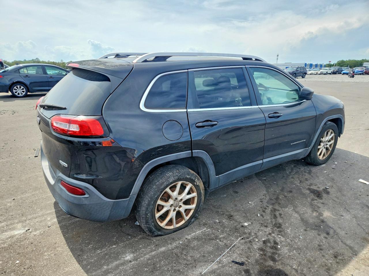 2016 JEEP CHEROKEE — фото 3
