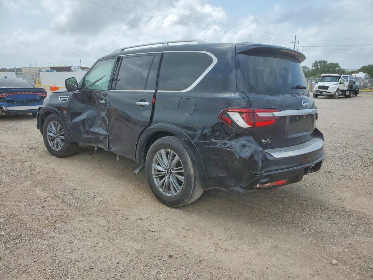 INFINITI QX80
