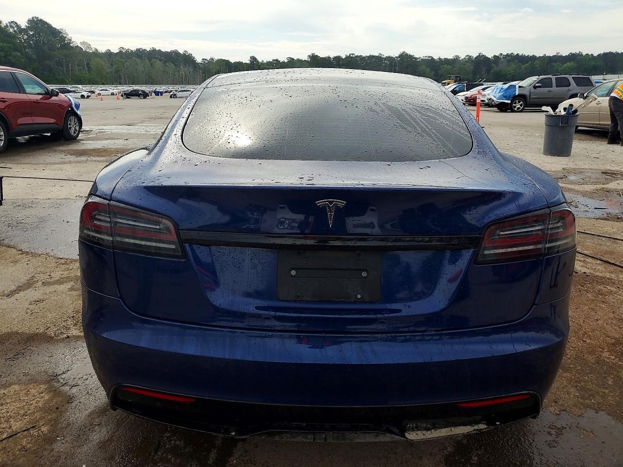 2022 TESLA MODEL S — фото 6