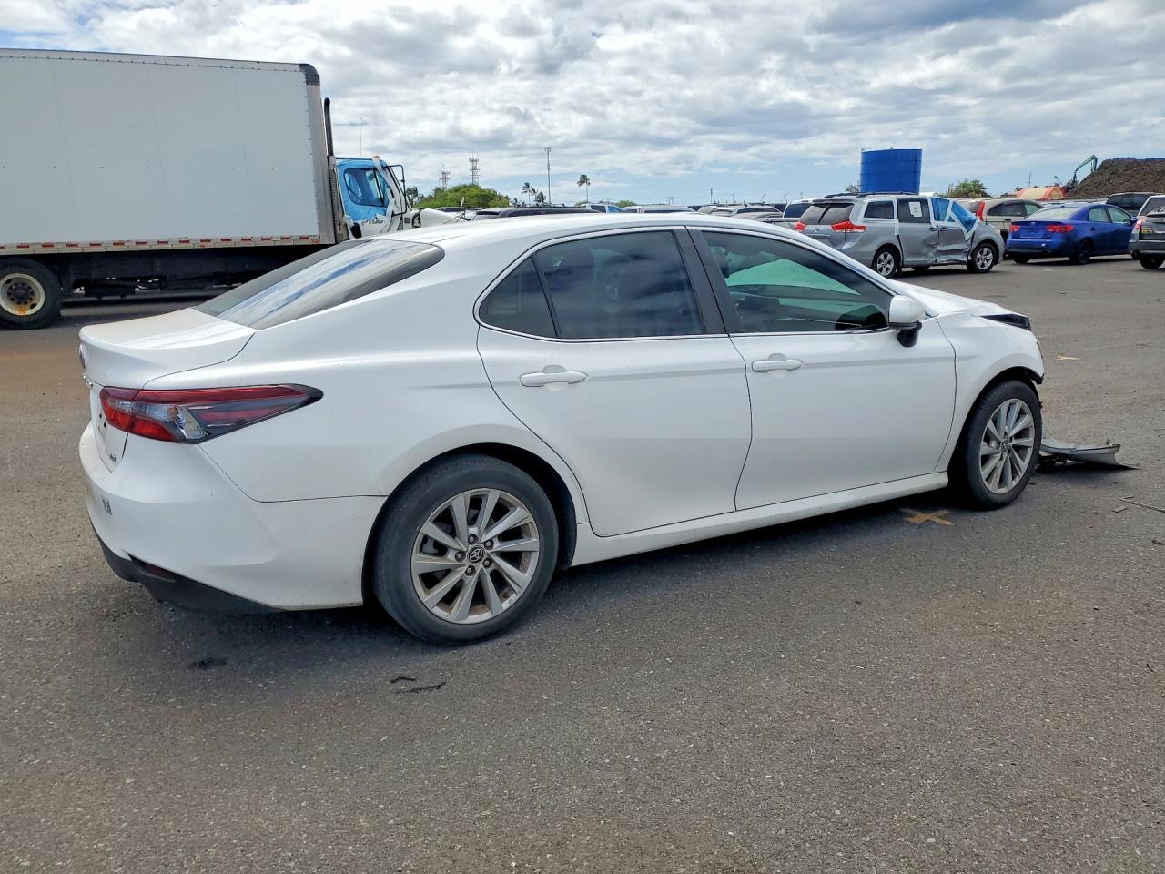 2022 TOYOTA CAMRY — фото 3