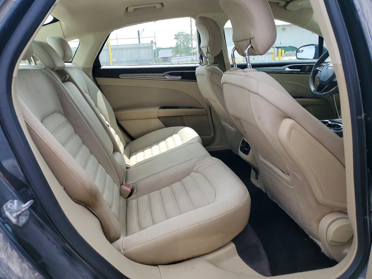 FORD FUSION