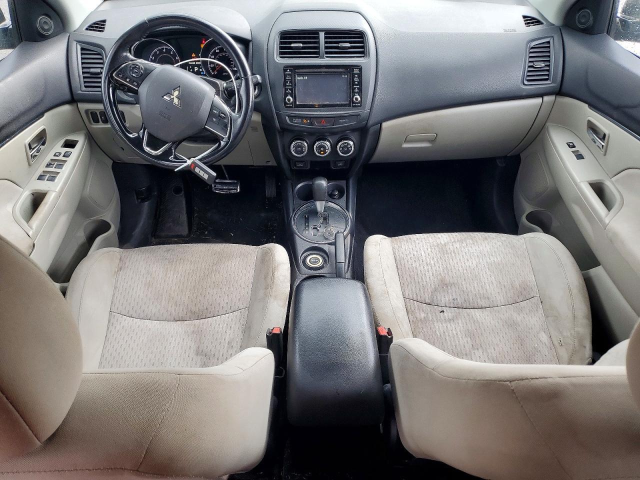 MITSUBISHI OUTLANDER SPORT