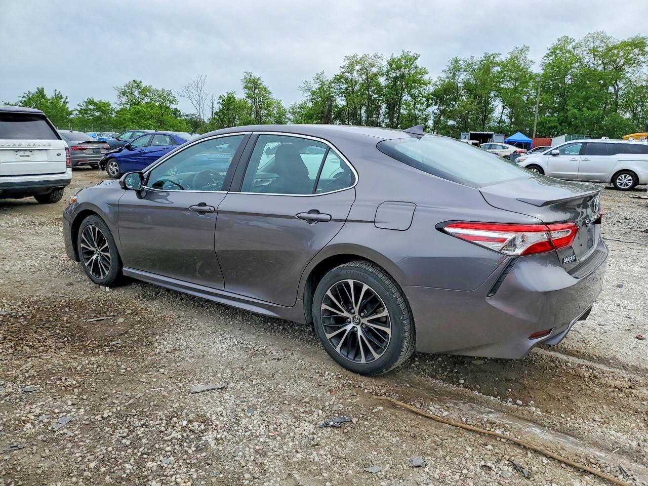 2020 TOYOTA CAMRY — фото 2