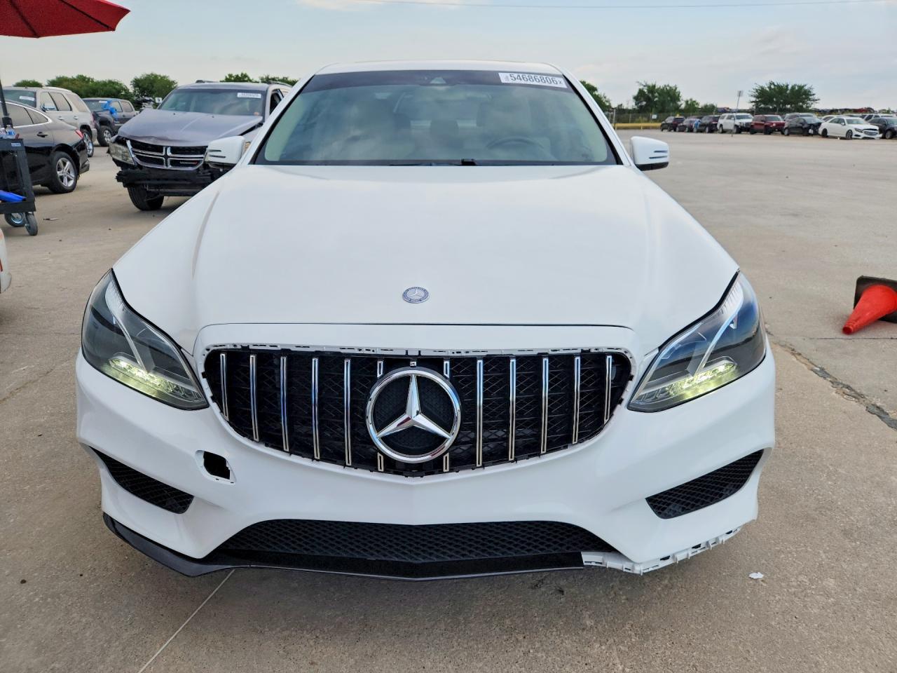 2015 MERCEDES-BENZ E-CLASS — фото 5