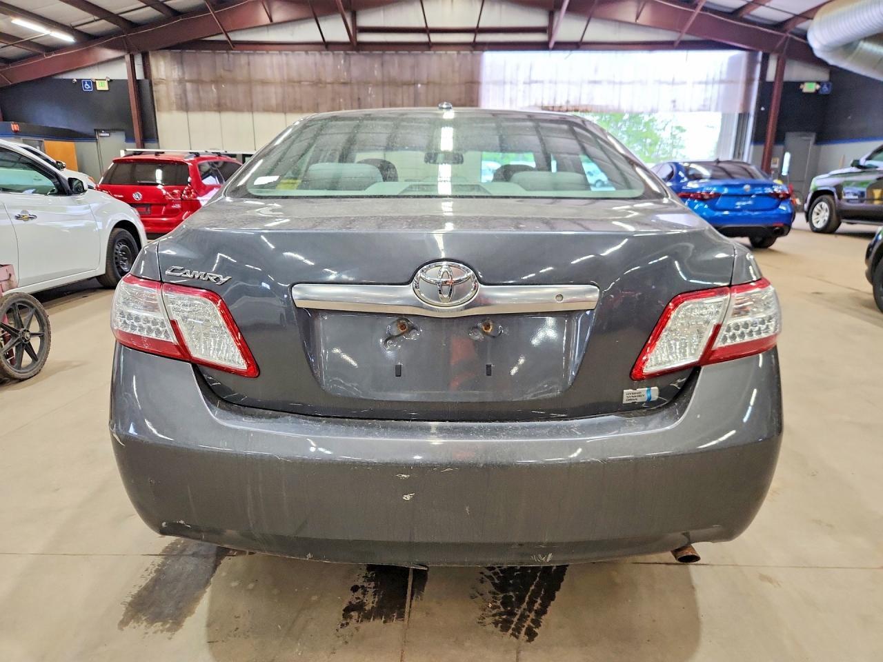 2011 TOYOTA CAMRY HYBRID — фото 6