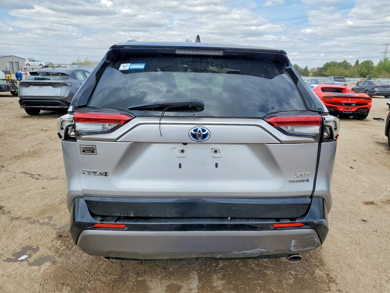 2020 TOYOTA RAV4 HYBRID — фото 6