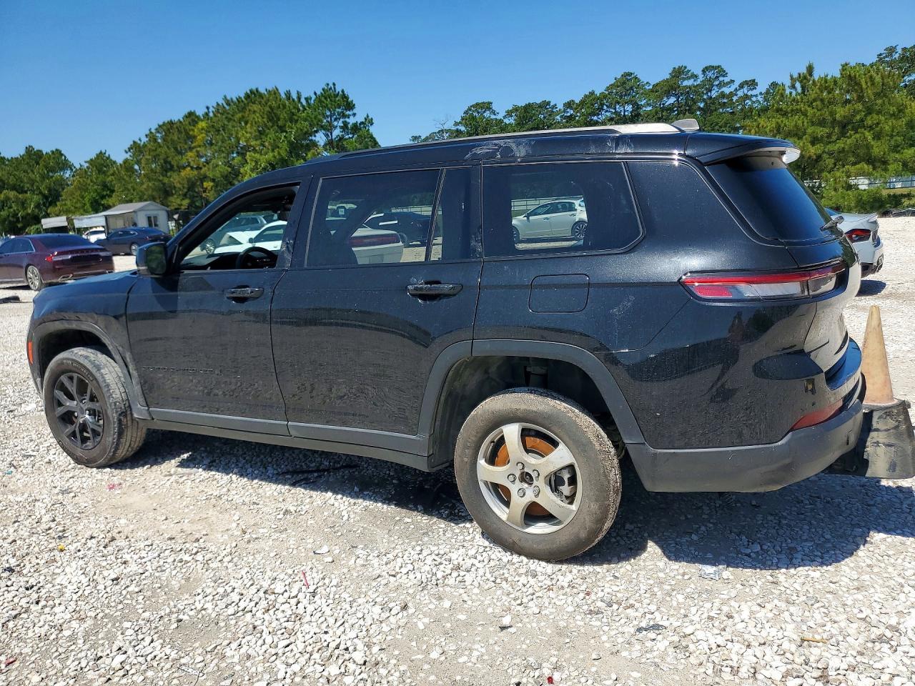 2024 JEEP GRAND CHEROKEE — фото 2