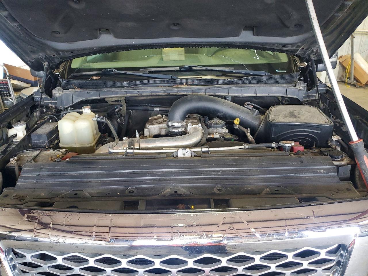 NISSAN TITAN
