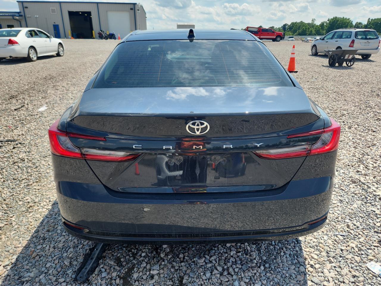 2025 TOYOTA CAMRY HYBRID — фото 6