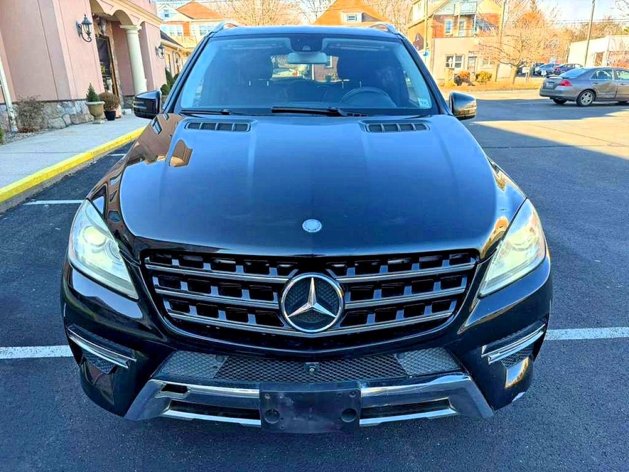 MERCEDES-BENZ M-CLASS