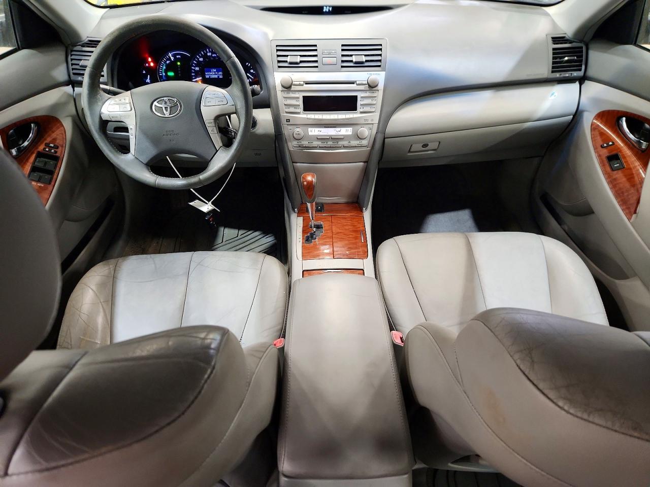 2011 TOYOTA CAMRY HYBRID — фото 8