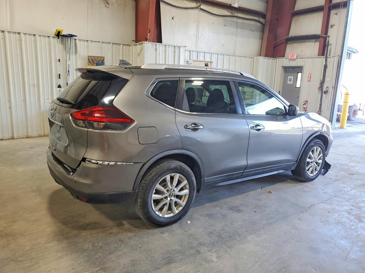 2018 NISSAN ROGUE — фото 3