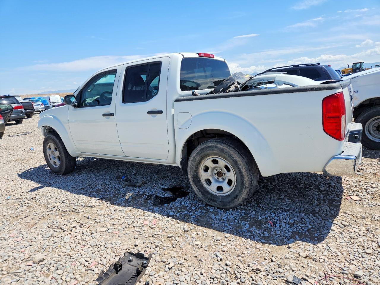 2016 NISSAN FRONTIER — фото 2