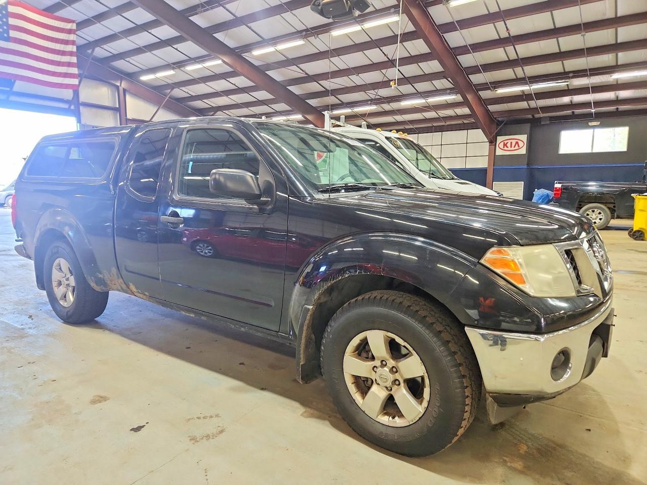 2011 NISSAN FRONTIER — фото 4