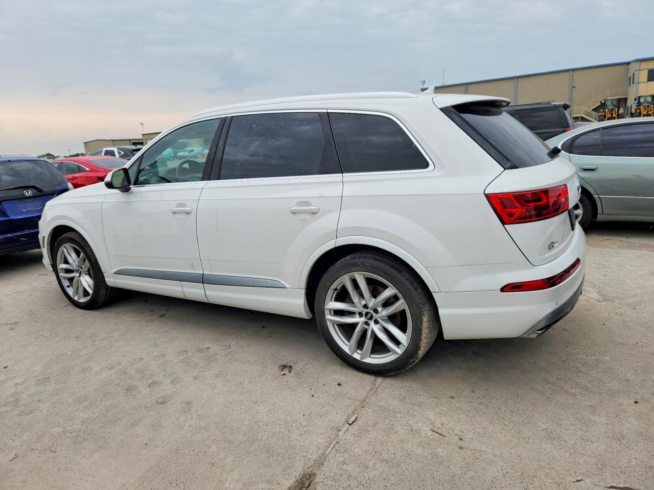 2017 AUDI Q7 — фото 2