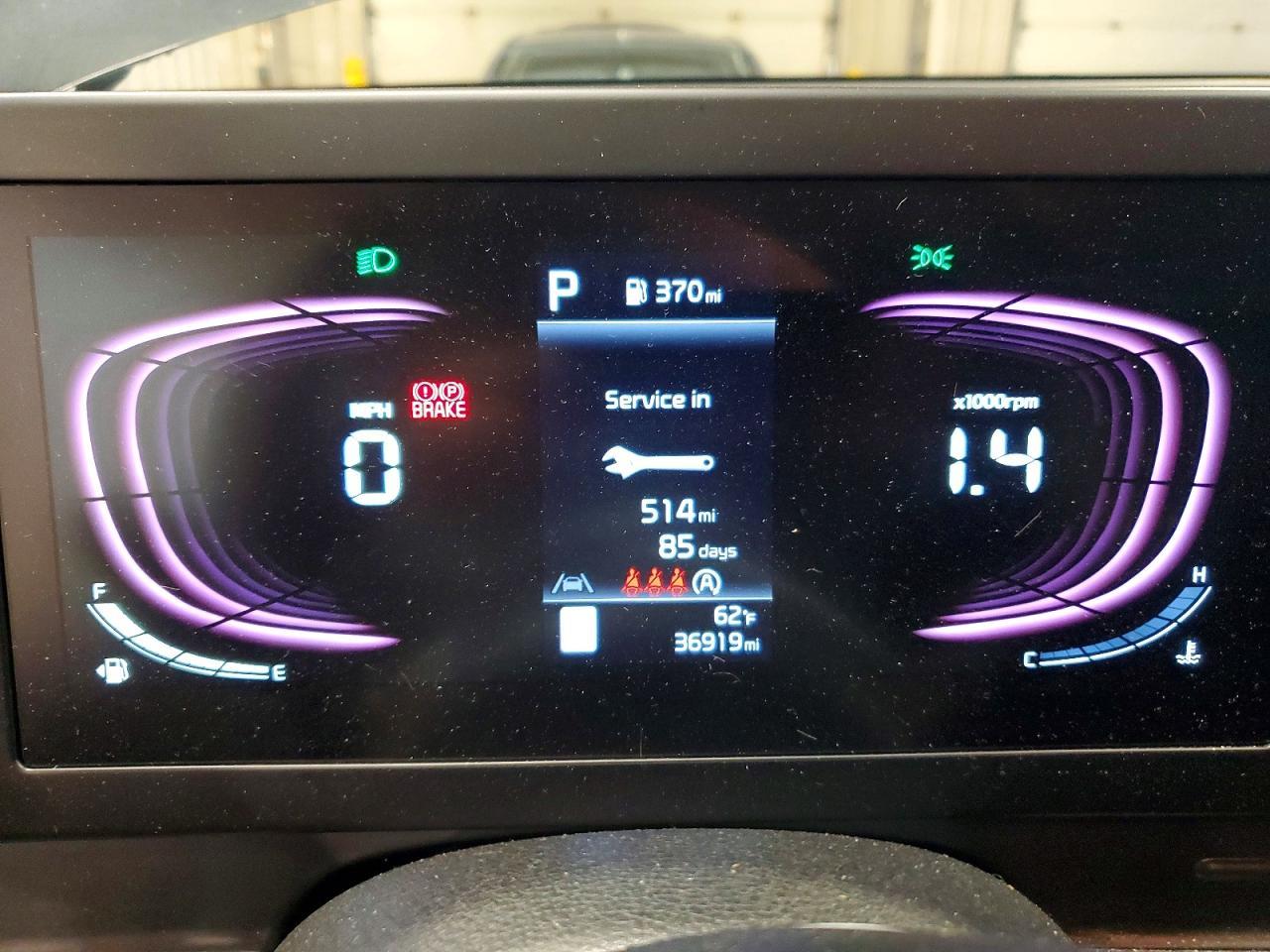 2025 KIA SPORTAGE — фото 9