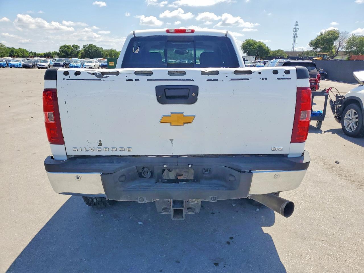 CHEVROLET SILVERADO
