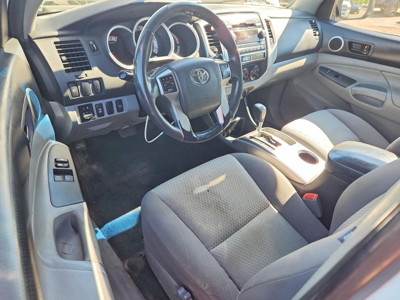 TOYOTA TACOMA