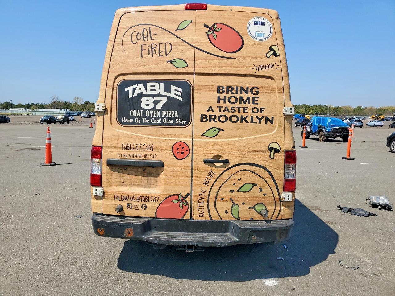 NISSAN NV2500