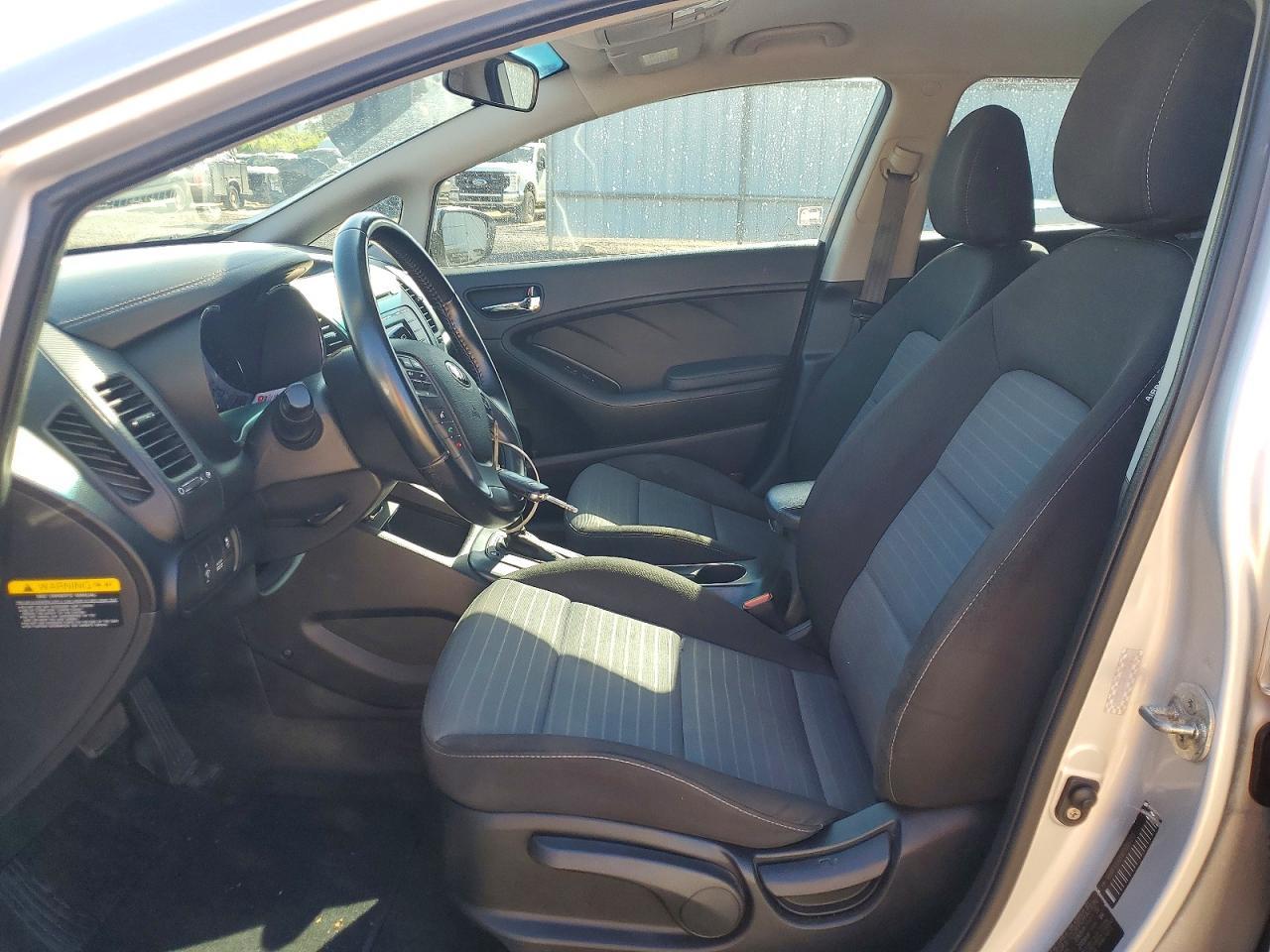 2015 KIA FORTE — фото 7