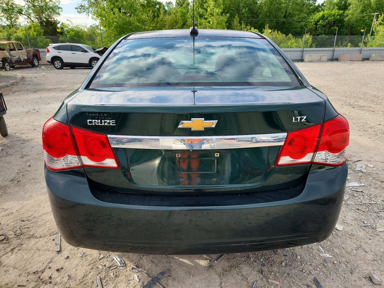 CHEVROLET CRUZE