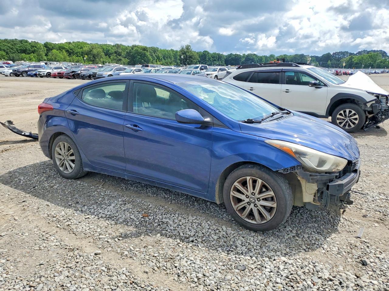 2016 HYUNDAI ELANTRA — фото 4